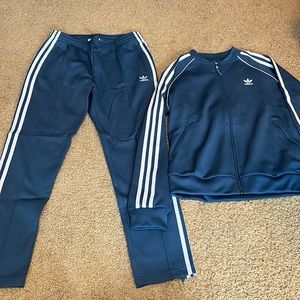 Adidas sweatsuit